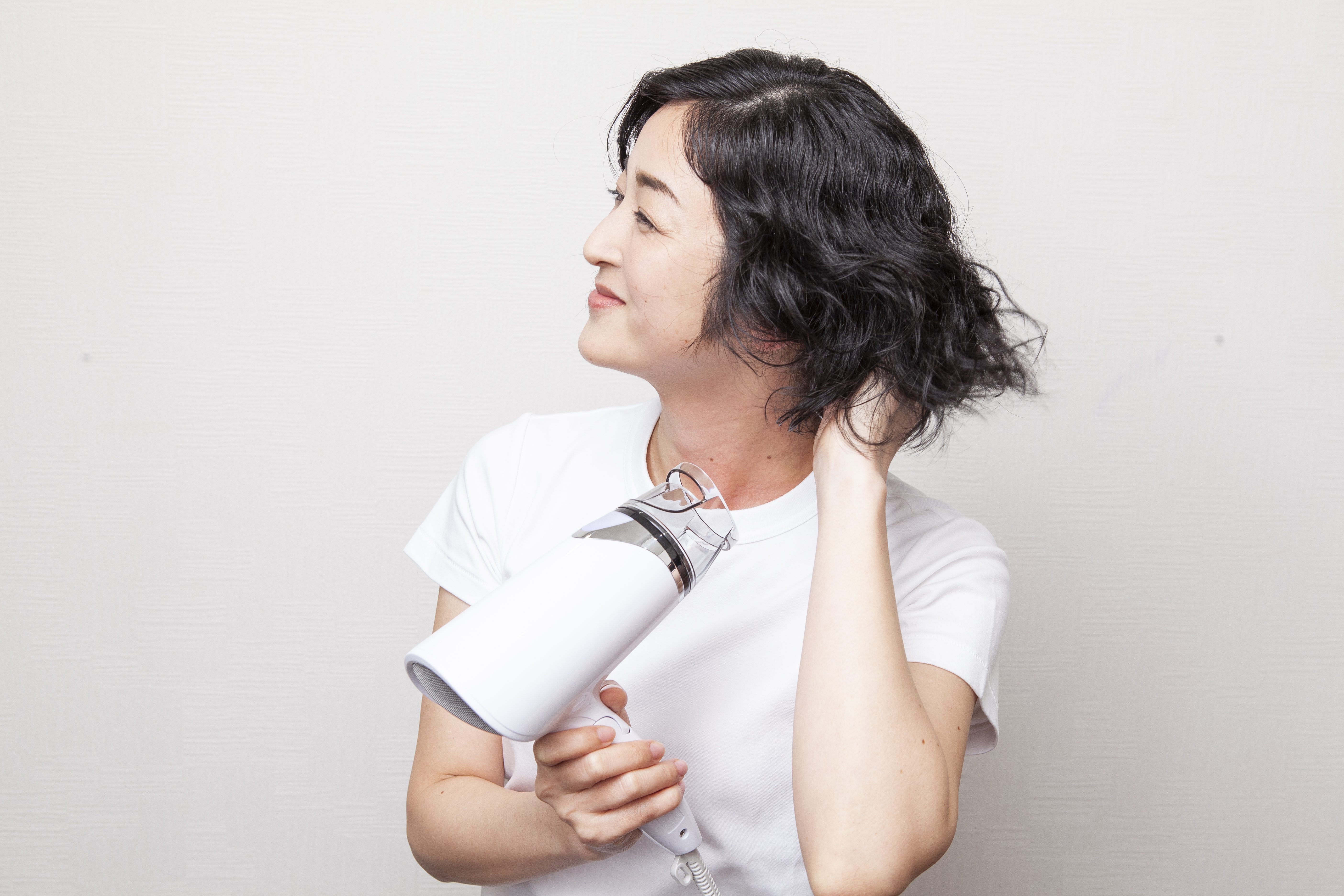 根元から乾かす